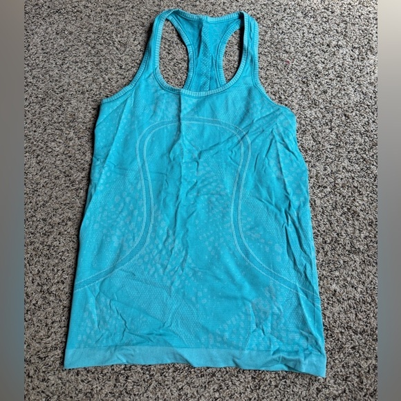 Lululemon Swiftly Tech Racerback - Picture 2 of 5